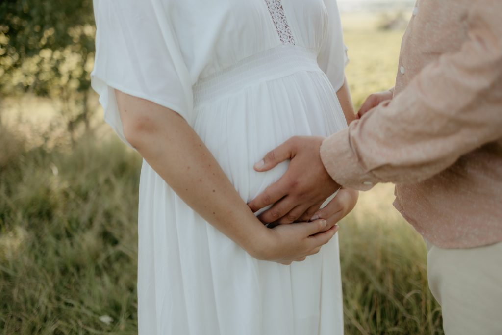 photographe grossesse rennes chateaubriant MARTIGNE FERCHAUD
